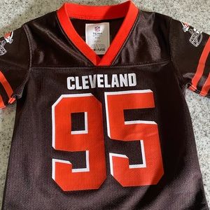 Cleveland Brown’s jersey size 2T